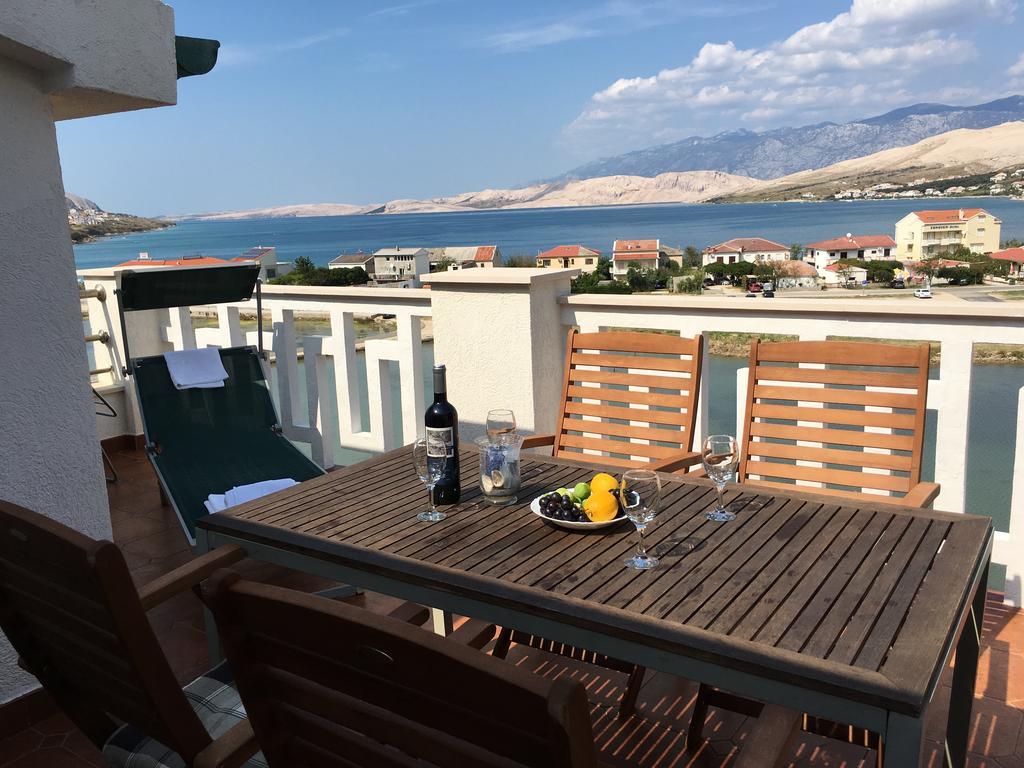 Apartments Tatjana Паг Екстериор снимка